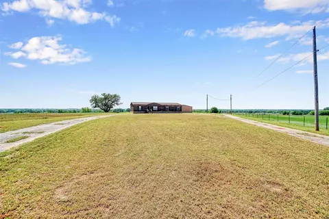 18644 Highway 152, Sayre, OK 73662