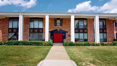 2525 NW 62nd St #210, Oklahoma City, OK 73112