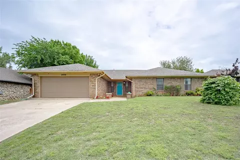 2008 Brookhaven Dr, Edmond, OK 73034