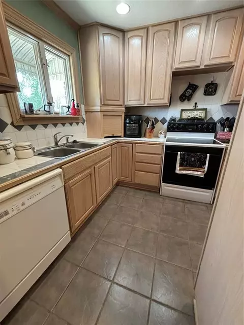 818 N Main St, Guymon, OK 73942 photo 3