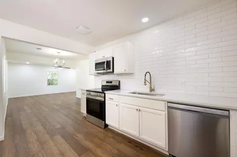 205 W Douglas Dr, Oklahoma City, OK 73110