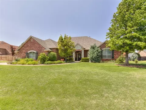 10621 Sundance Ave, Yukon, OK 73099