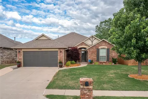 14017 Drakes Way, Yukon, OK 73099