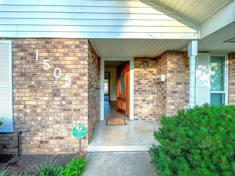 1505 Trio Ln, Ponca City, OK 74604