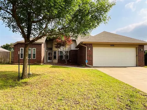 10016 Hollyhead Way, Yukon, OK 73099