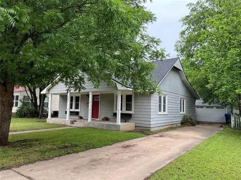 827 W Eufaula St, Norman, OK 73069
