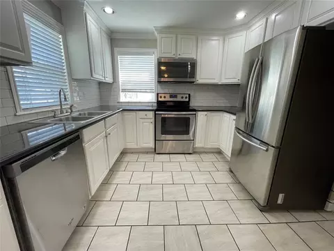3308 NW 27th St, Oklahoma City, OK 73107