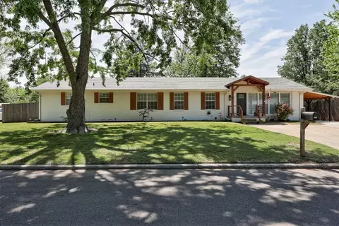 916 Birch Dr, Norman, OK 73072