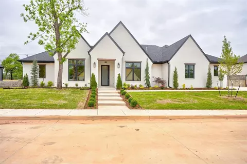 6309 Canopy Ln, Edmond, OK 73025