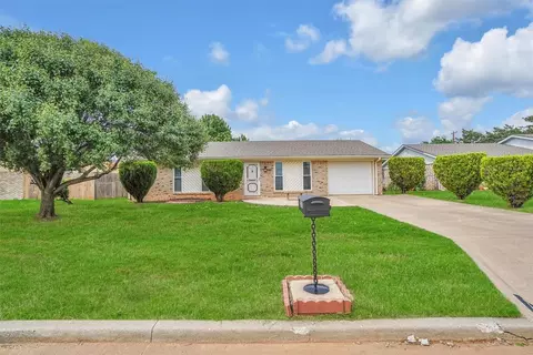 505 Libra St, Altus, OK 73521