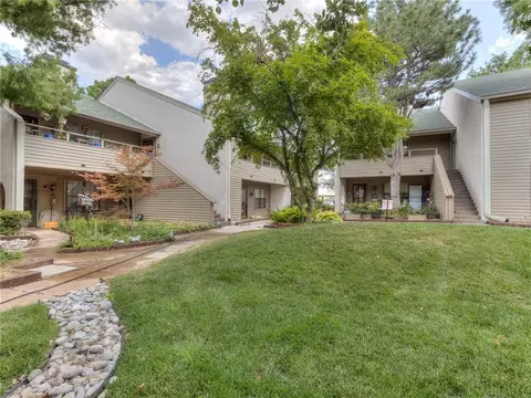 11130 Stratford Dr #412, Oklahoma City, OK 73120