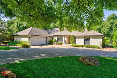 3354 Stonybrook Rd, Oklahoma City, OK 73120