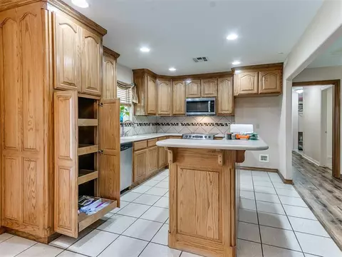 2316 E Rock Creek Rd, Tuttle, OK 73089 photo 15