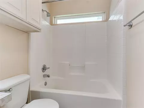 2316 E Rock Creek Rd, Tuttle, OK 73089 photo 22