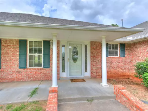 2316 E Rock Creek Rd, Tuttle, OK 73089 photo 10