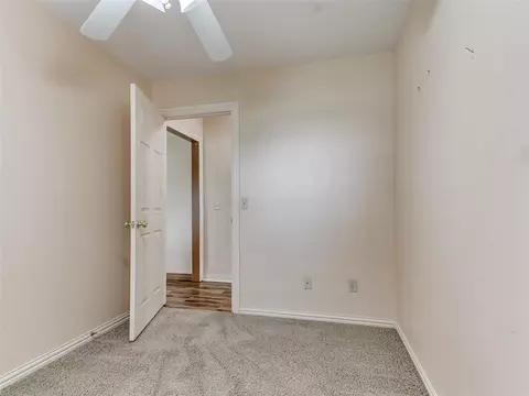 2316 E Rock Creek Rd, Tuttle, OK 73089 photo 25