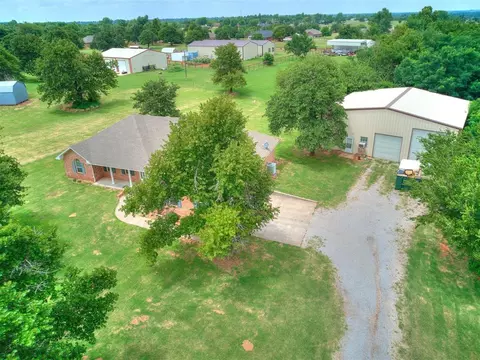 2316 E Rock Creek Rd, Tuttle, OK 73089