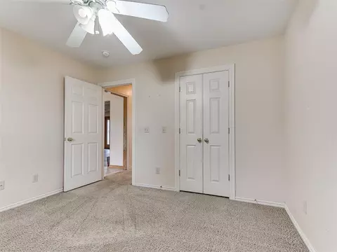 2316 E Rock Creek Rd, Tuttle, OK 73089 photo 18