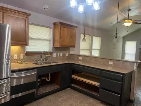 517 Hutton Rd, Yukon, OK 73099 photo 12