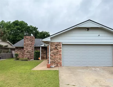 3106 Glenwood Dr, Chickasha, OK 73018