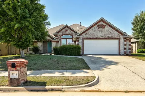 1712 NW 163rd Cir, Edmond, OK 73013
