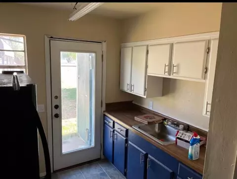 1044 E Chestnut St, Altus, OK 73521 photo 10