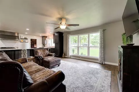 10315 E Post Oak Rd, Noble, OK 73068 photo 5