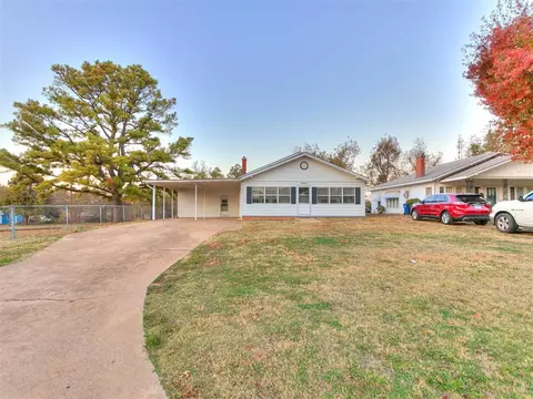 1428 W Chickasha Ave, Chickasha, OK 73018