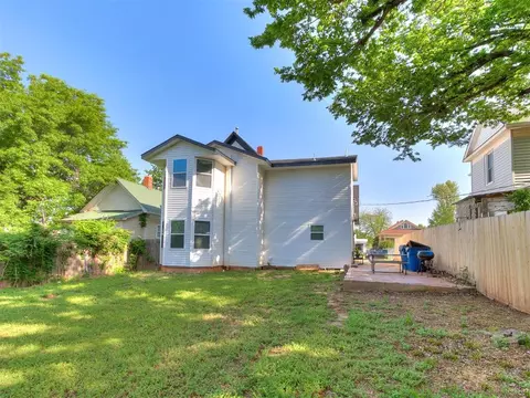 319 E Washington St, Guthrie, OK 73044 photo 39