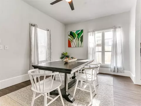 319 E Washington St, Guthrie, OK 73044 photo 3