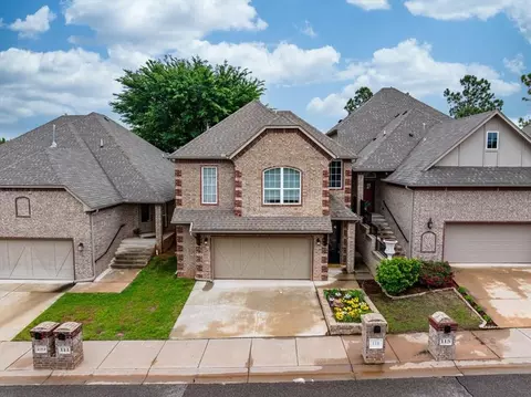 113 Boulevard Du Lac, Norman, OK 73071