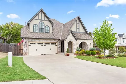 3317 Clock Tower Cir, Edmond, OK 73034