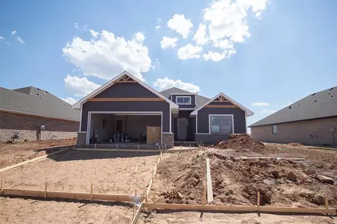 9316 NW 117th St, Yukon, OK 73099