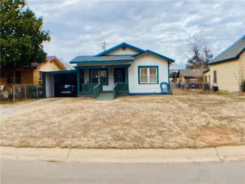 519 E Pecan St, Altus, OK 73521 photo 1