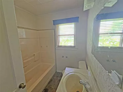 506 Wilson Ave, Comanche, OK 73529 photo 6