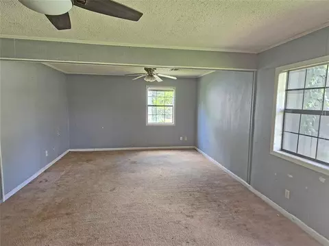 506 Wilson Ave, Comanche, OK 73529 photo 2
