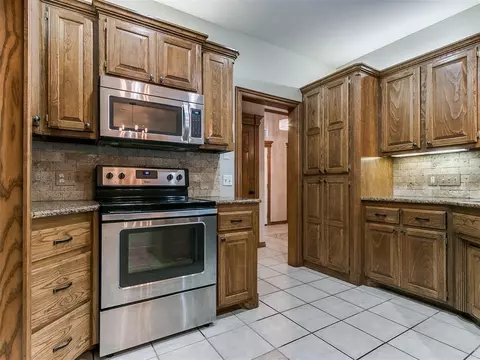 1400 NW 9th St, Moore, OK 73170 photo 19