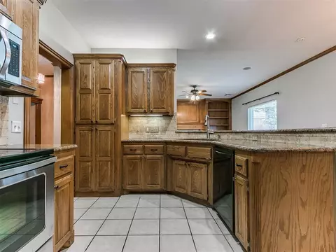 1400 NW 9th St, Moore, OK 73170 photo 18