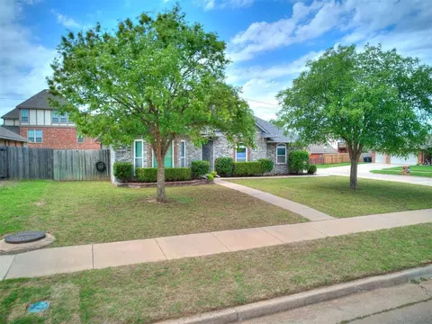 1400 NW 9th St, Moore, OK 73170 photo 5