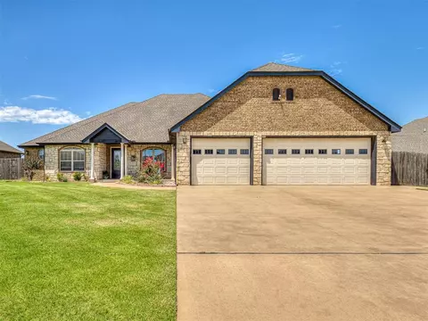 715 NW Elm St, Piedmont, OK 73078
