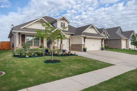 13809 Limestone Ln, Yukon, OK 73099