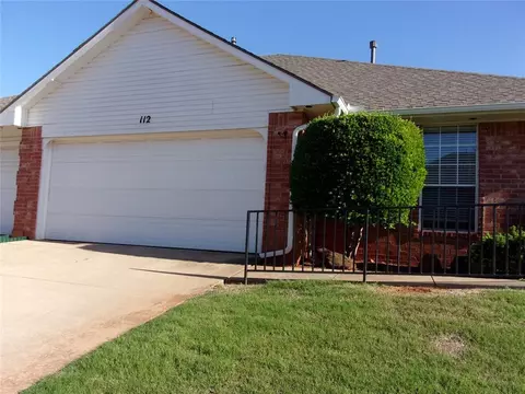 509 S Santa Fe Ave #112, Edmond, OK 73003