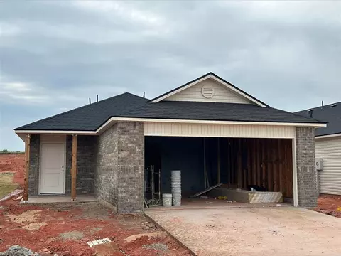 1215 Clydesdale Dr, Guthrie, OK 73044