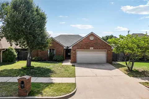 18501 Chestnut Oak Dr, Edmond, OK 73012