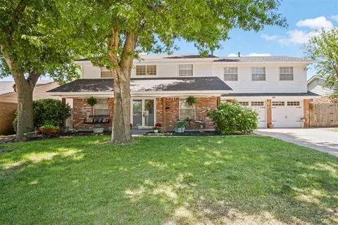 1717 N Alexander Ln, Bethany, OK 73008