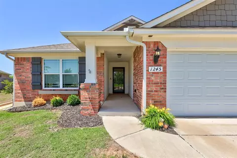 1245 SW 154th Ter, Oklahoma City, OK 73170