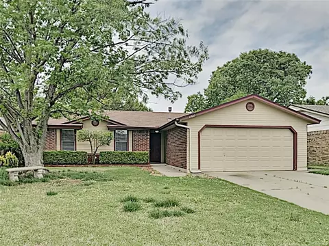 11613 Matthews Ave, Oklahoma City, OK 73162