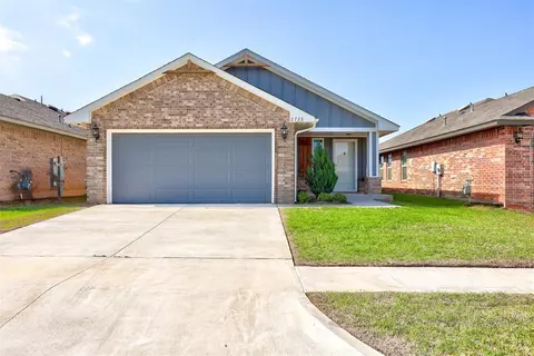 2728 NW 195th St, Edmond, OK 73012