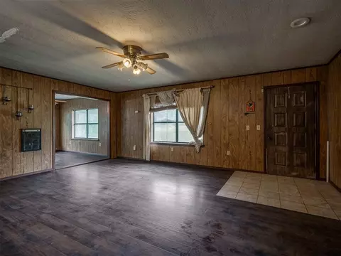 38097 Sing Rd, Macomb, OK 74852 photo 4