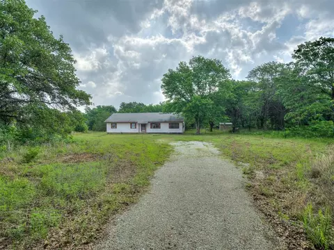 38097 Sing Rd, Macomb, OK 74852 photo 3